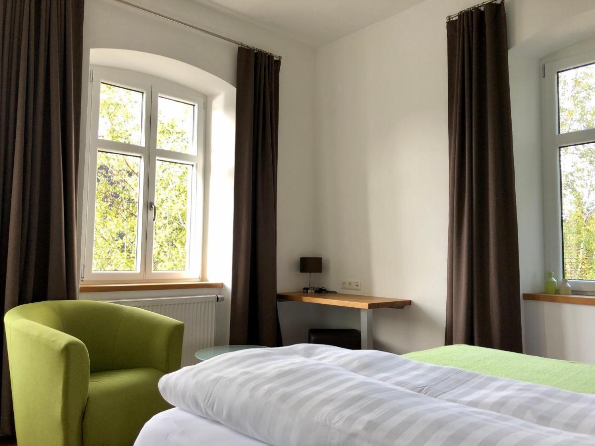 Das Logierhaus Bad Alexandersbad Exteriör bild